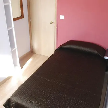 德尔加多旅馆 3* 贝纳瓦雷