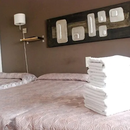 德尔加多旅馆 3* 贝纳瓦雷