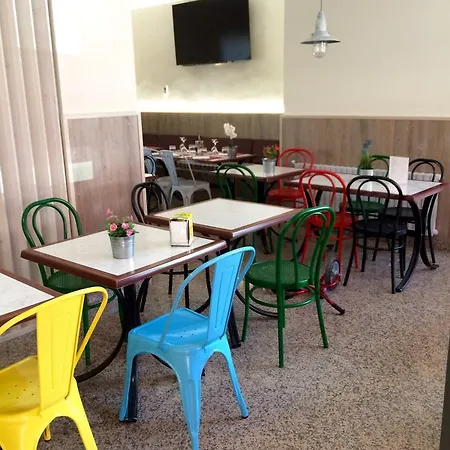 德尔加多旅馆 贝纳瓦雷