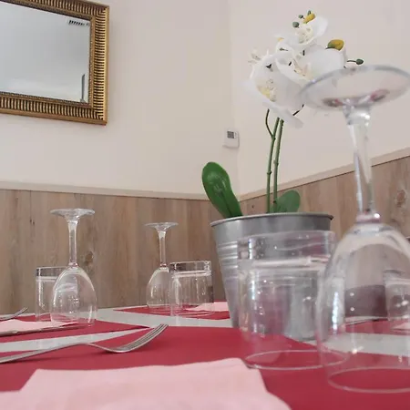 德尔加多旅馆 3*