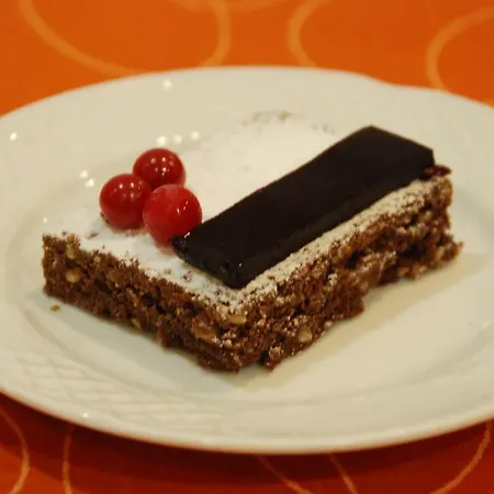 德尔加多旅馆 招待所 3*